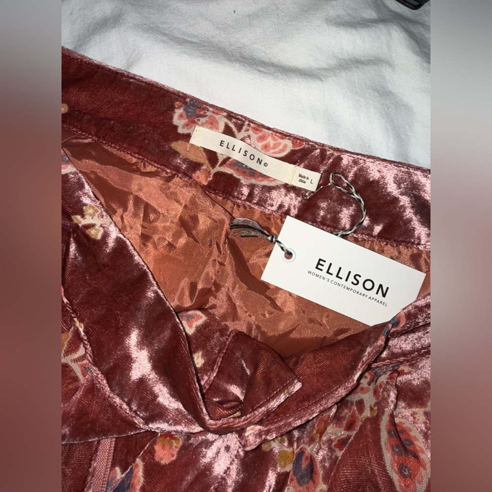 Ellison Red Floral Wide-Leg Velvet Pants - Picture 4 of 4